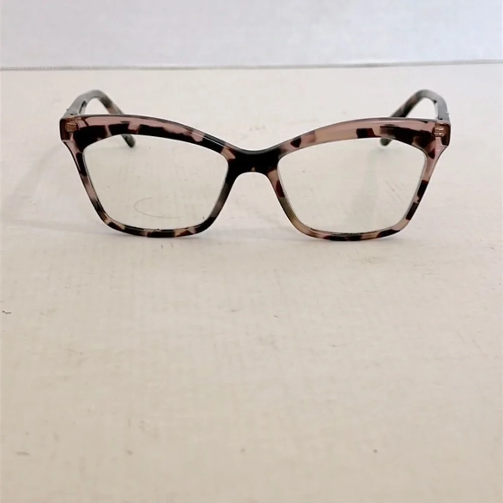 Karl Lagerfield cat eye Tortoise Shell Women's Eyeglasses EUC